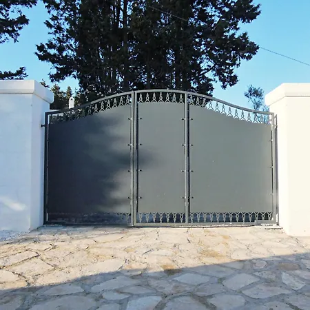 Archidea - Con Piscina Privata Ed Ampio Giardino *
