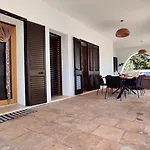 Archidea - Con Piscina Privata Ed Ampio Giardino Villa Specchia