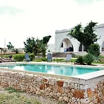 Villa Archidea - Con Piscina Privata Ed Ampio Giardino Specchia