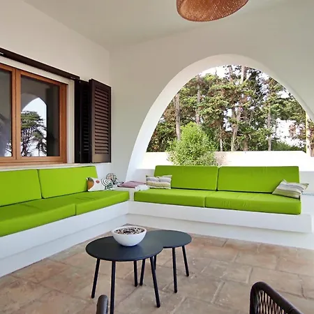 Archidea - Con Piscina Privata Ed Ampio Giardino Specchia