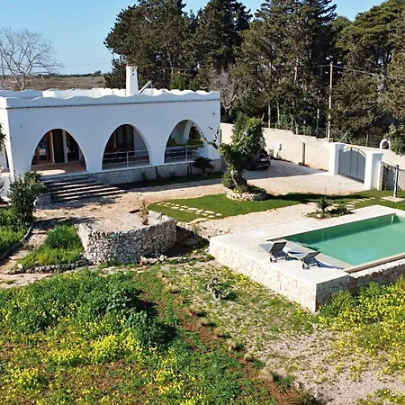 Villa Archidea - Con Piscina Privata Ed Ampio Giardino Specchia