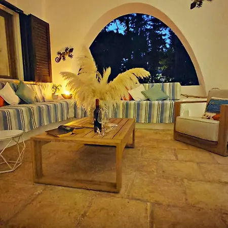 Archidea - Con Piscina Privata Ed Ampio Giardino ספקיה
